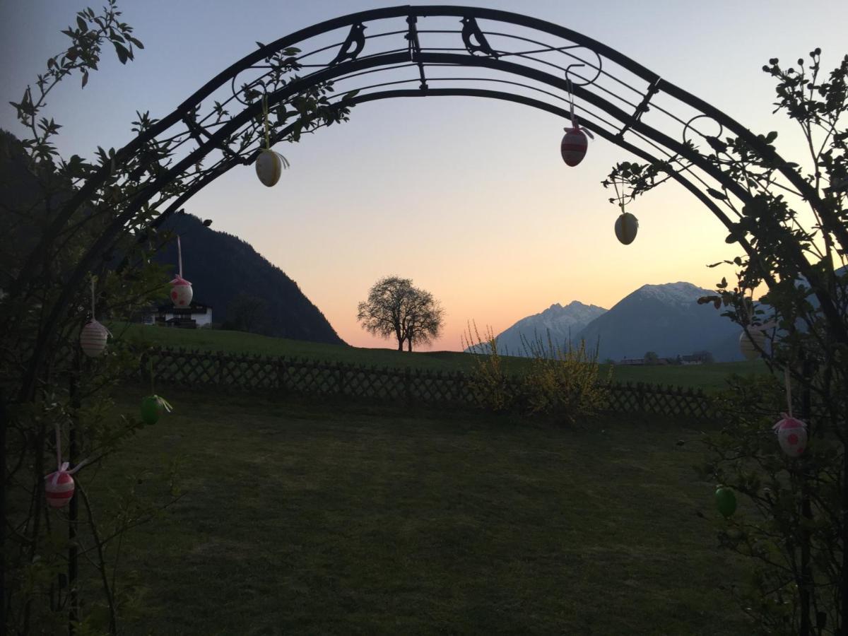 Wohlfuehlchalet Tirol 라이스임알바흐탈 외부 사진